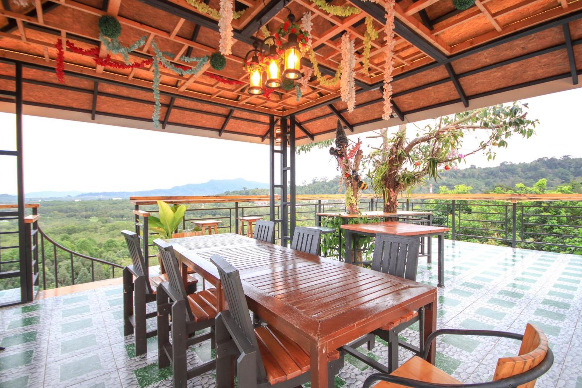 Happy Mountain Airport Resort 奈扬海滩 外观 照片